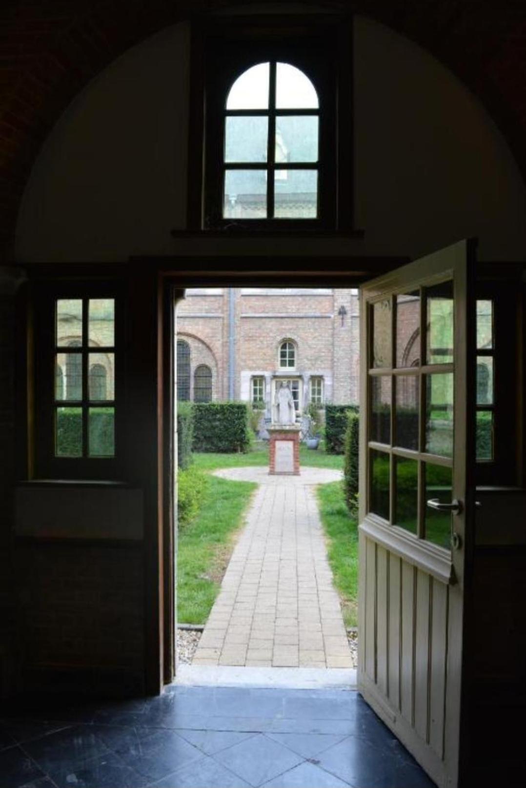 The Carmelite Apartment Ypres Exterior foto